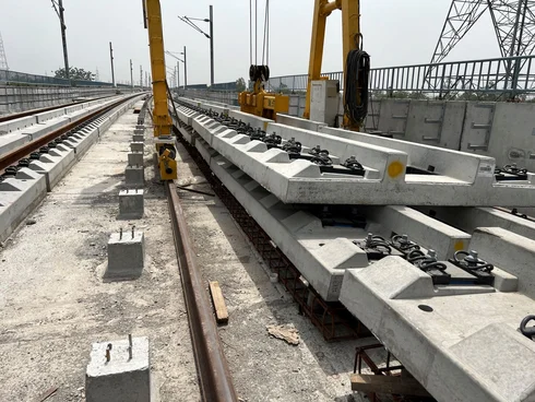 Installation of Slab Track Austria