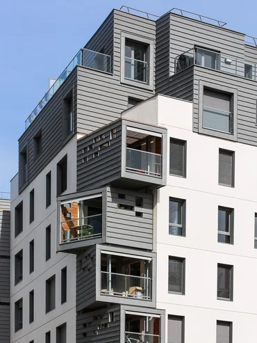 Gebäude mit Loggias aus Modulen