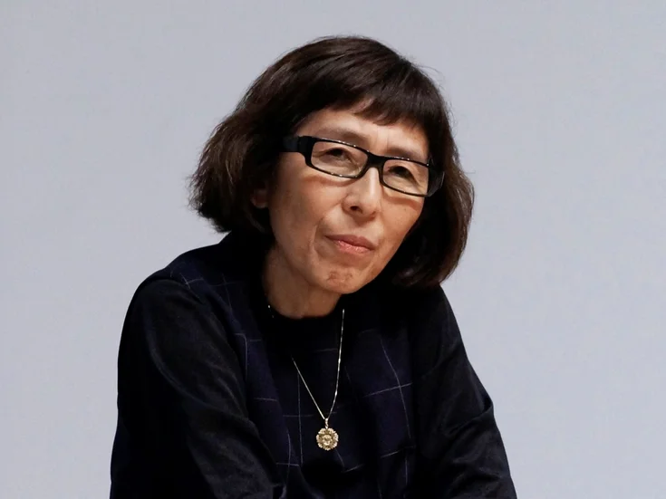 Porträt einer Frau mit Brille